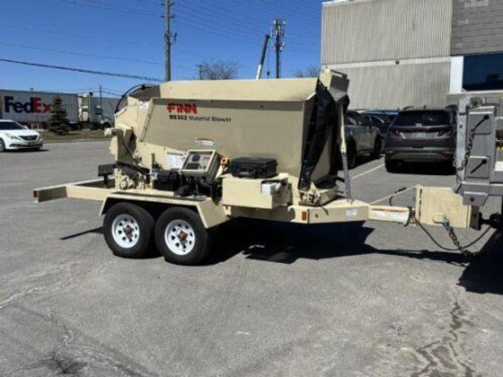 2022 FINN BB-302 Bark-blowers in Toronto, Ontario, Canada