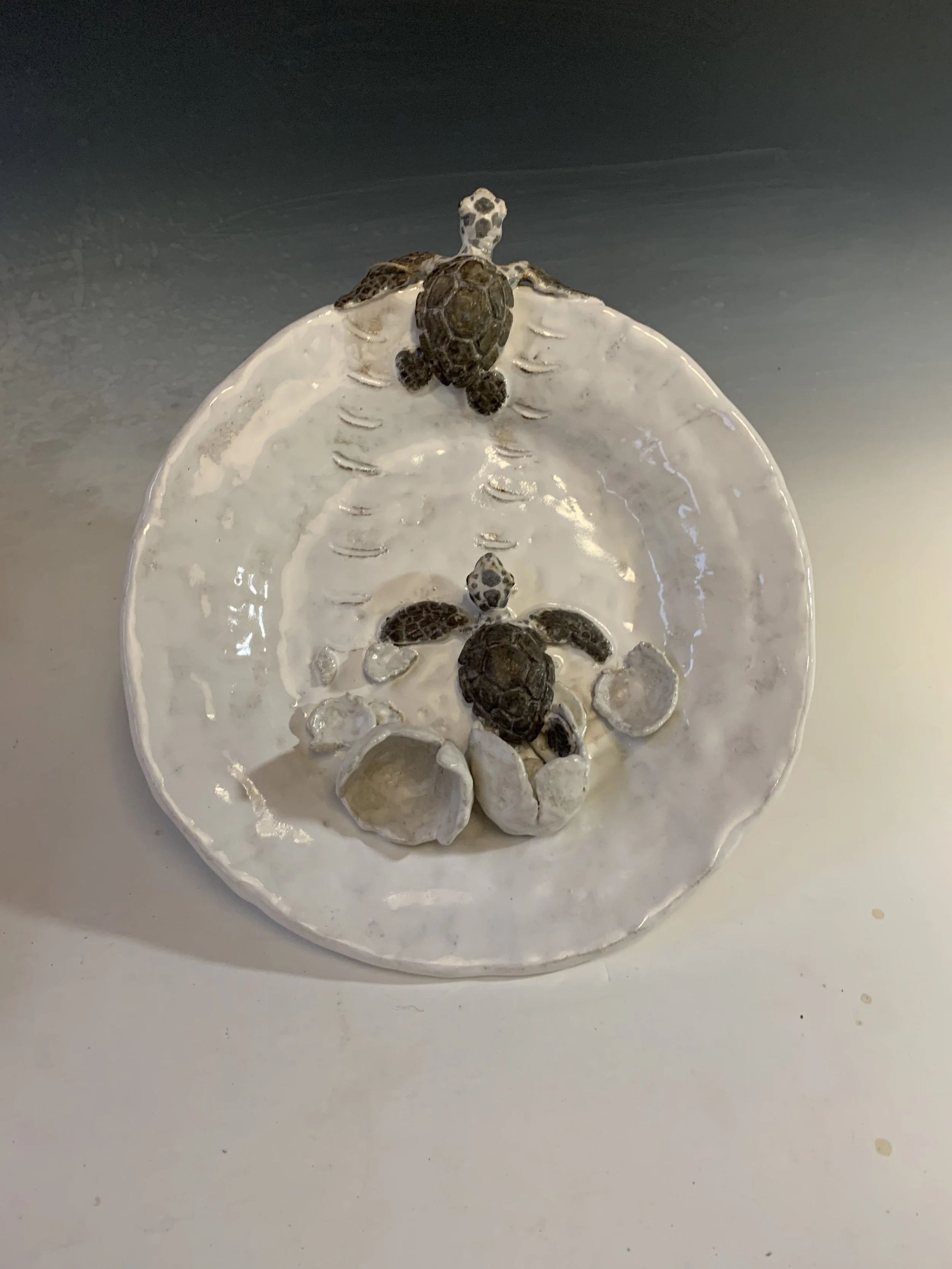 Round Turtle Hatching Platter