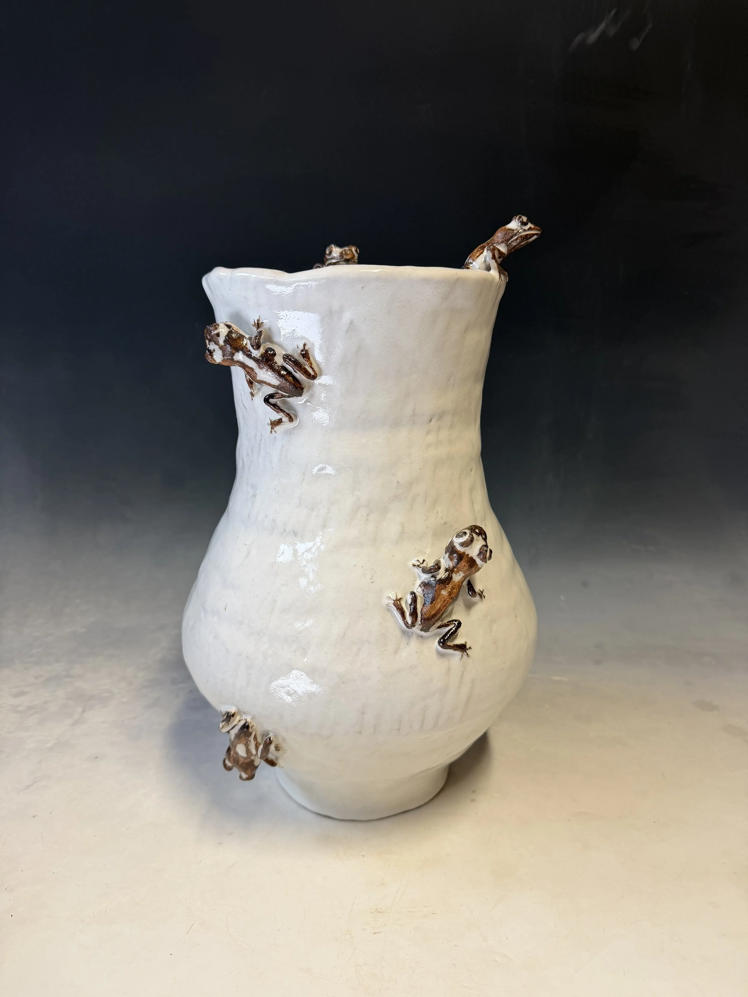 Tree Frog Vase