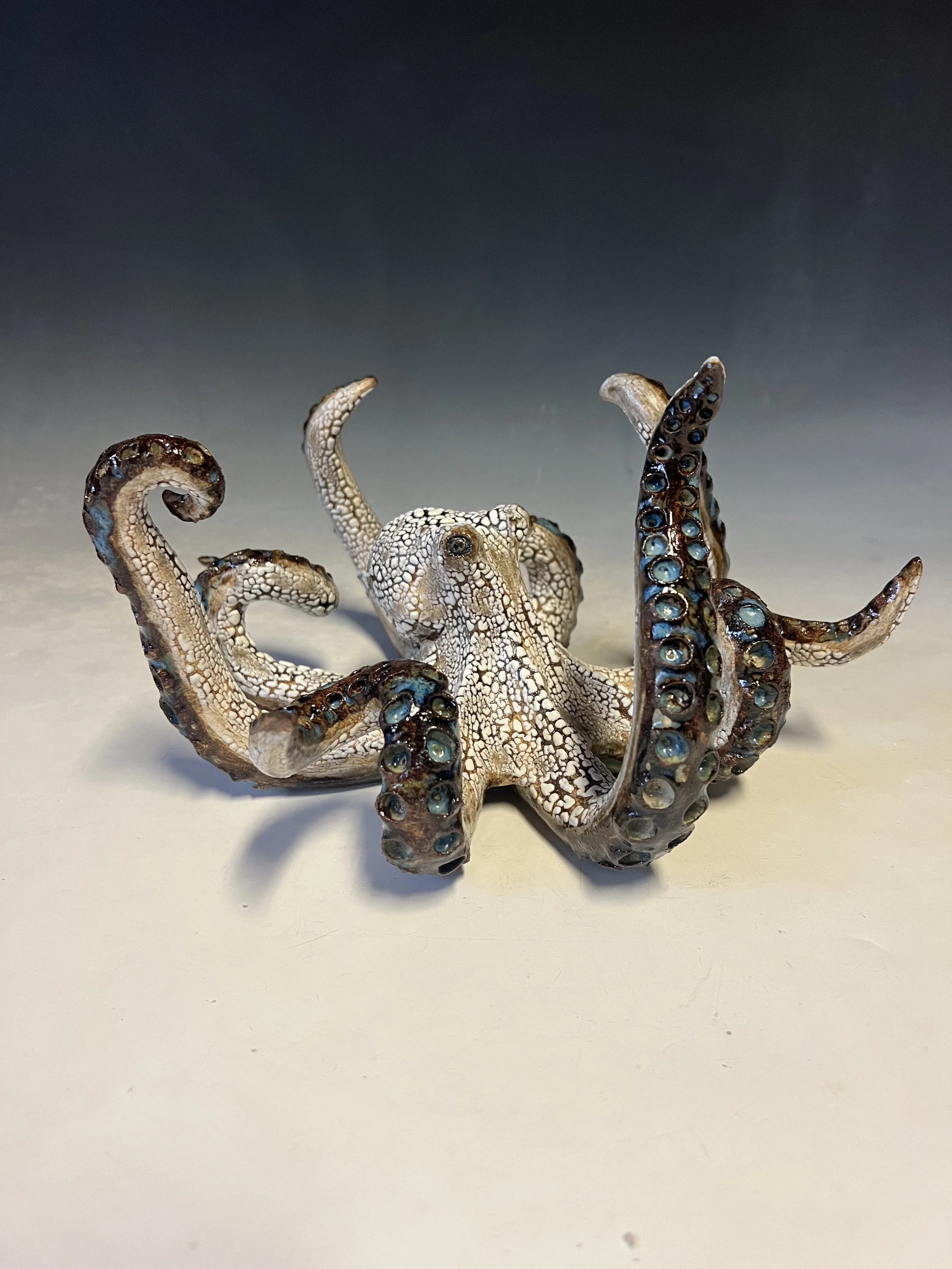 Small Table Octopus