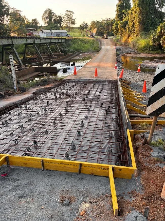 Approaches to concrete causeway-civil construction