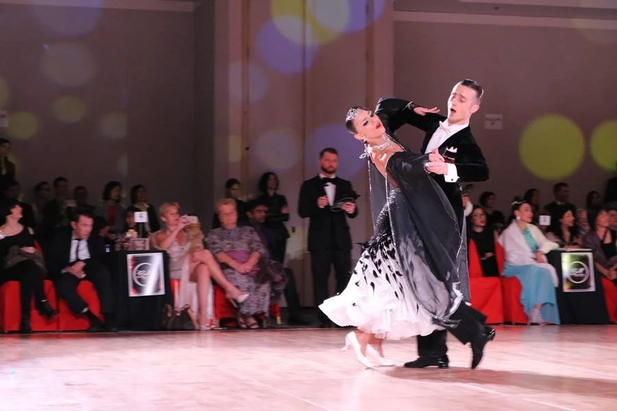 10 Songs You Can Quickstep To