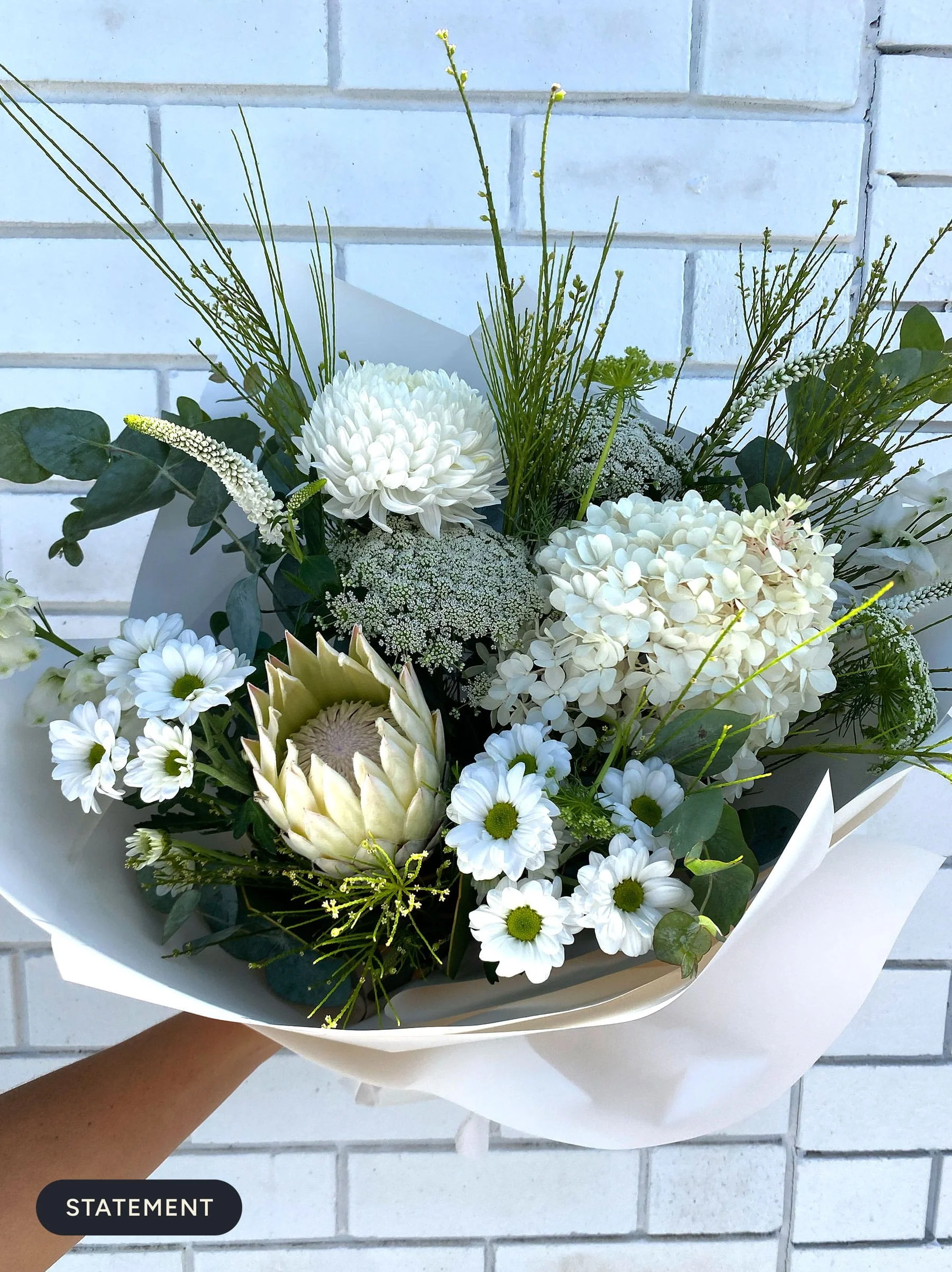 Statement-Size_Sympathy-Bouquet_Gilliflower.jpg