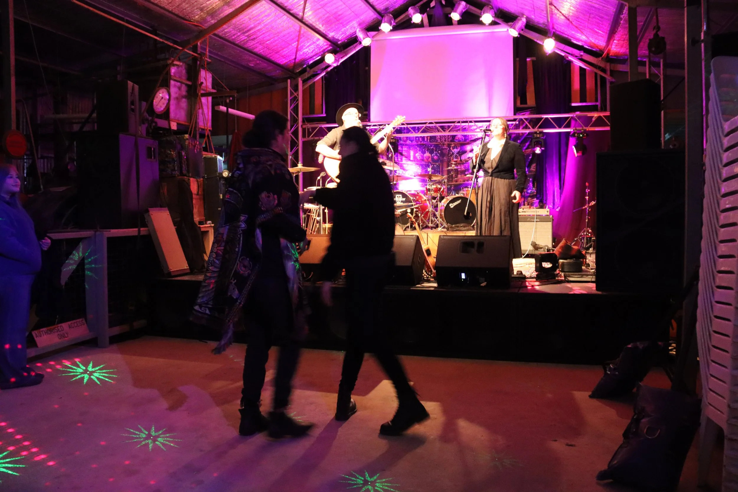 Goldfields Gothic Festival Of Dark Ideas 2026.  One Part Gin.  Holly Sewell and Sam Bell.  Contemporary dark folk americana music.