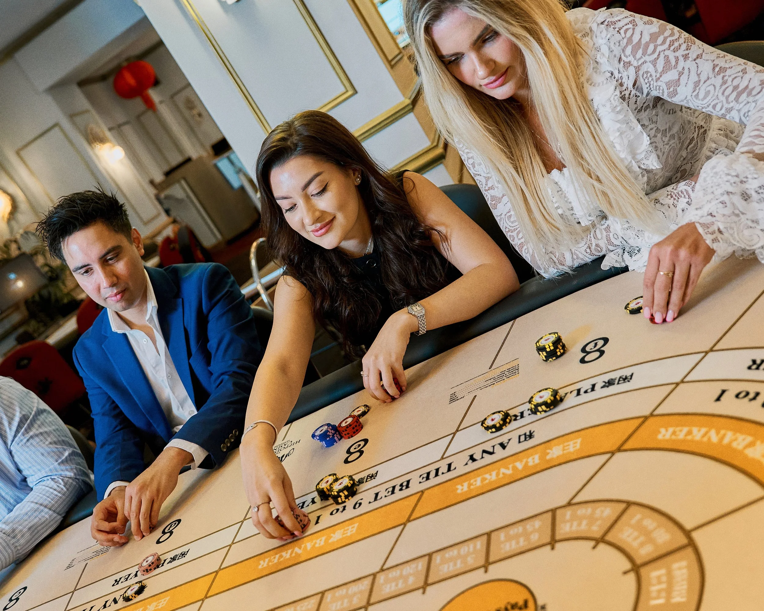 Hippodrome_London_LutherMEB_Casino_Capture00062_Master-upscale.jpg