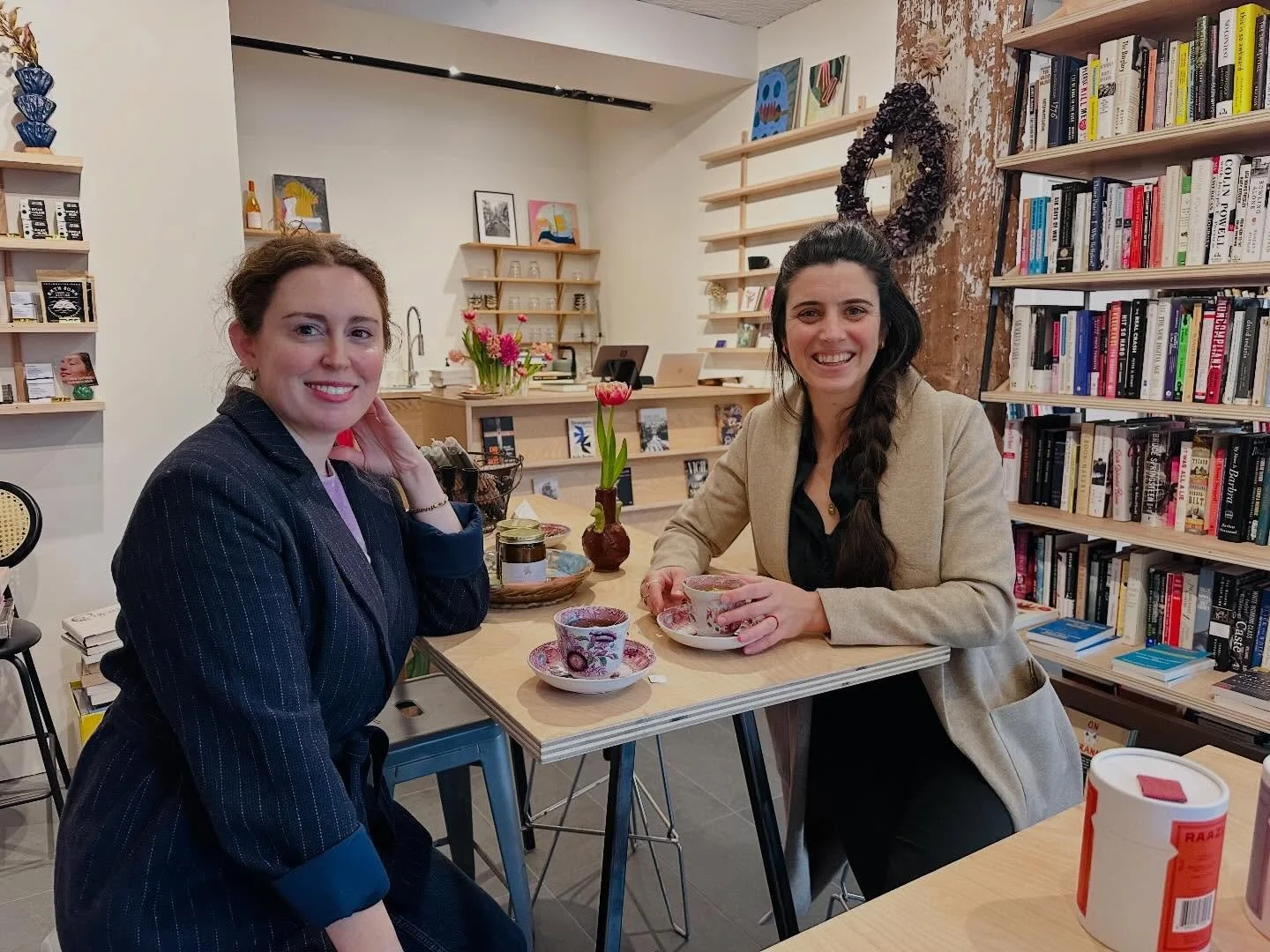 Something&rsquo;s brewing! And it&rsquo;s not just the new @raazitea available @golden_hour_newburgh 
🫖☕️
Stay tuned in for something fun with me, @newburghyogashala @bibi.lorenzetti and @golden_hour_newburgh 

Newburgh&rsquo;s Community of small bu