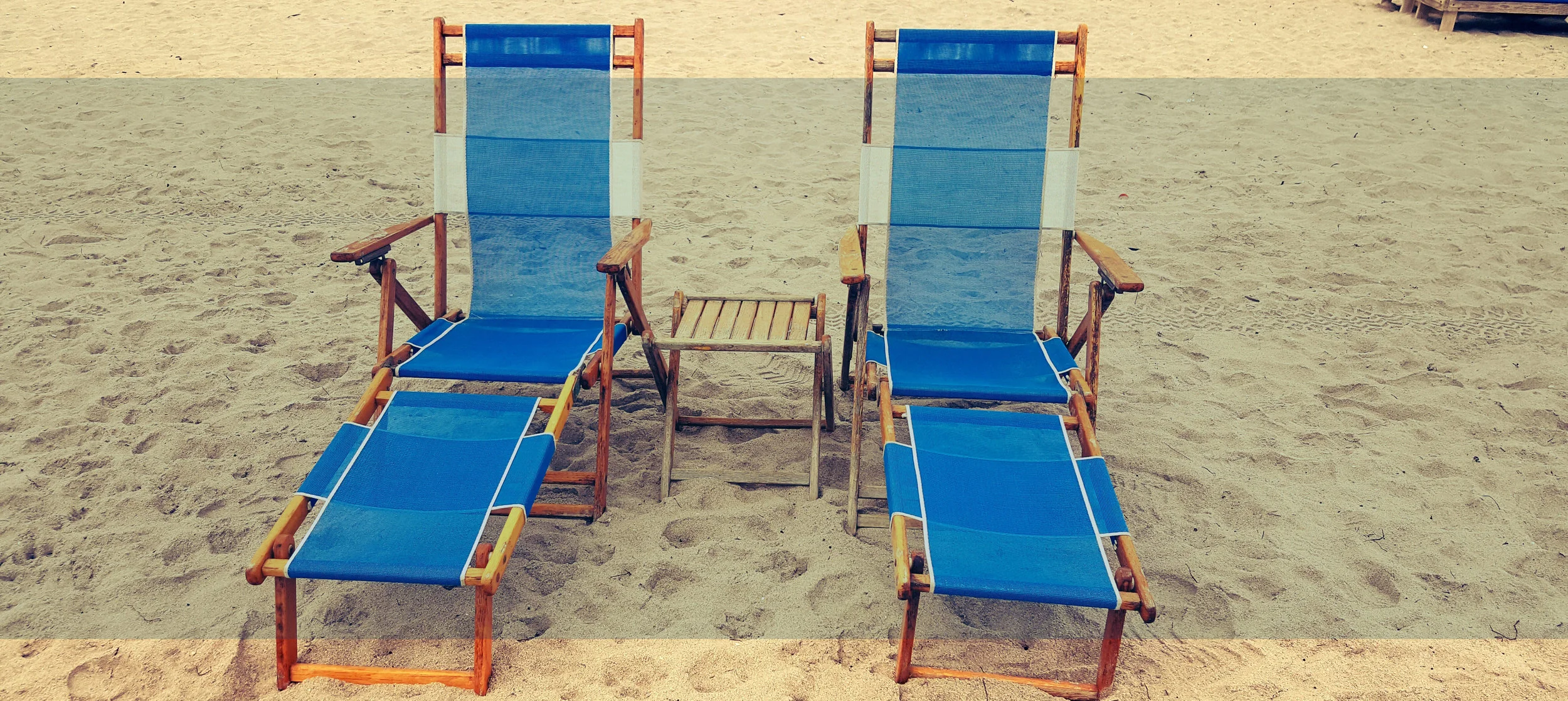 beach-beach-chairs-blue.jpg