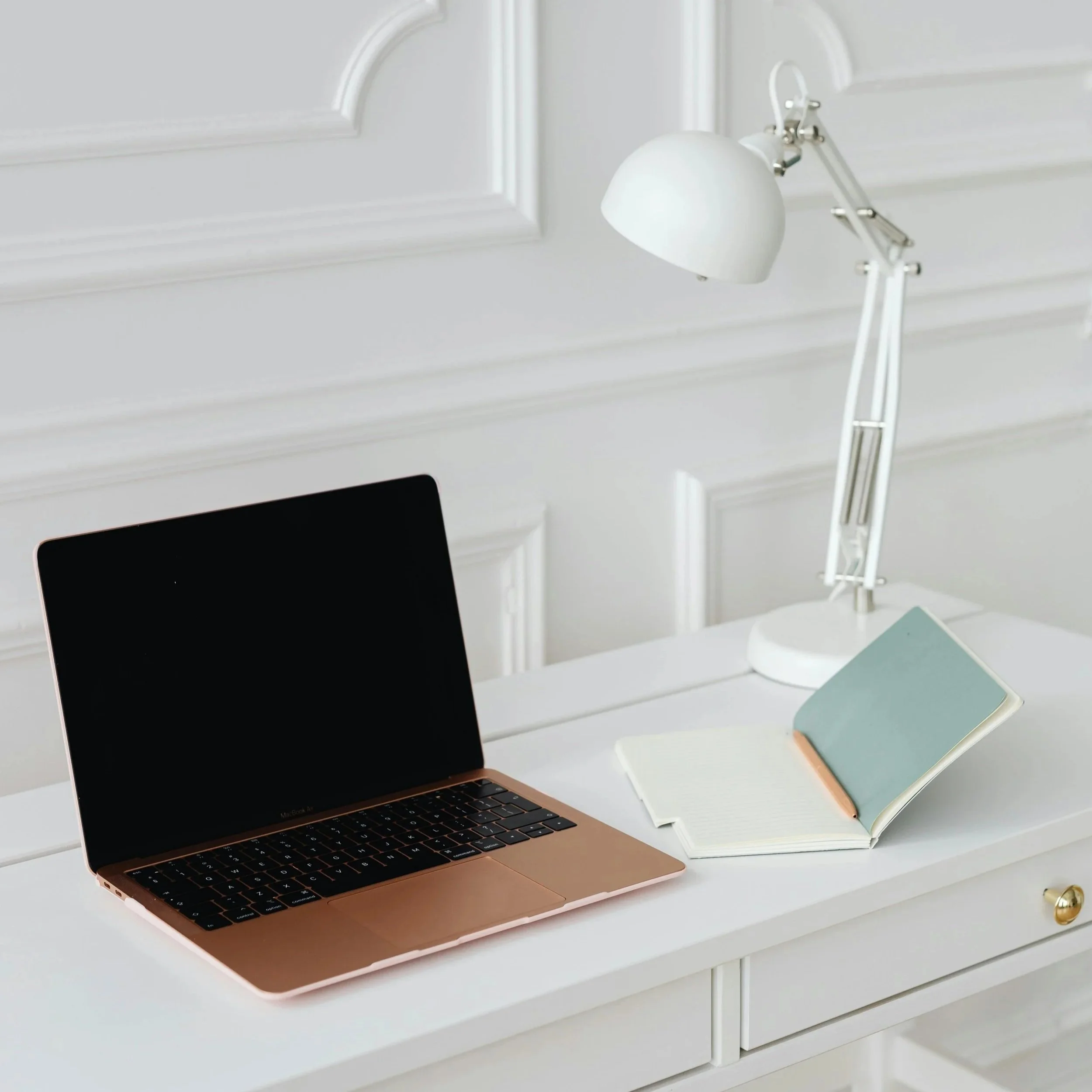 The Freelance Lie I Believed About “Freedom”