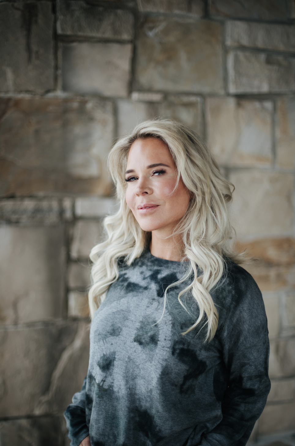 The $1M World Record Breaker: Jenn Drummond on Climbing Everest, Balancing 7 Kids and Entrepreneurship