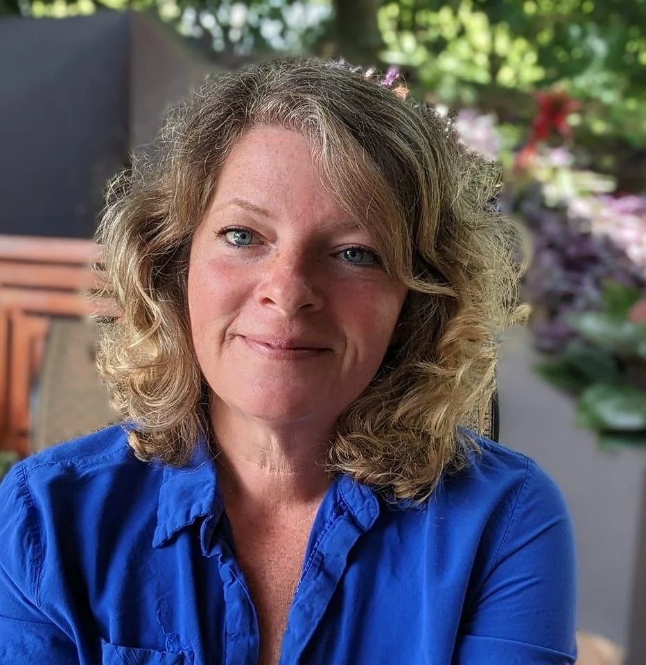 The Straightest Path To $1M: Molly Ruland Shares Advice on Developing Your Leadership And How Podcasting Grows Your Business