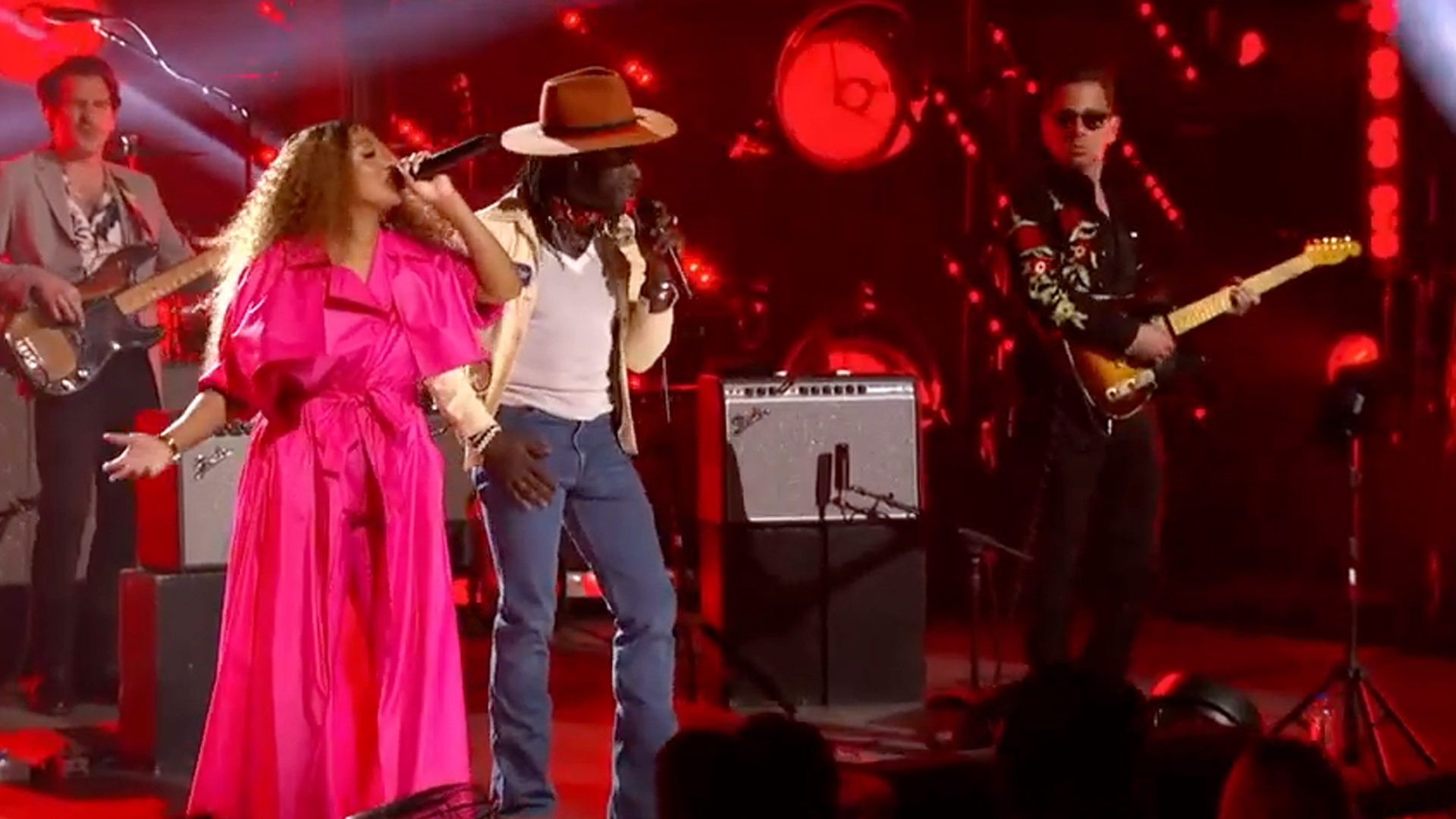 CMT Crossroads: Mickey Guyton &amp; Black Pumas Perform "Fire"