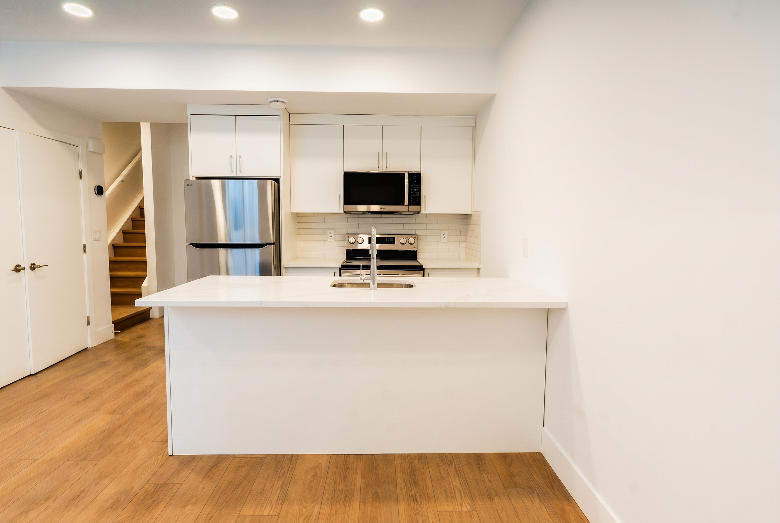 Unit 103R (1 Bed • 1 Bath • Lower Suite ~689 sq ft Starting at $1,745 - Available)