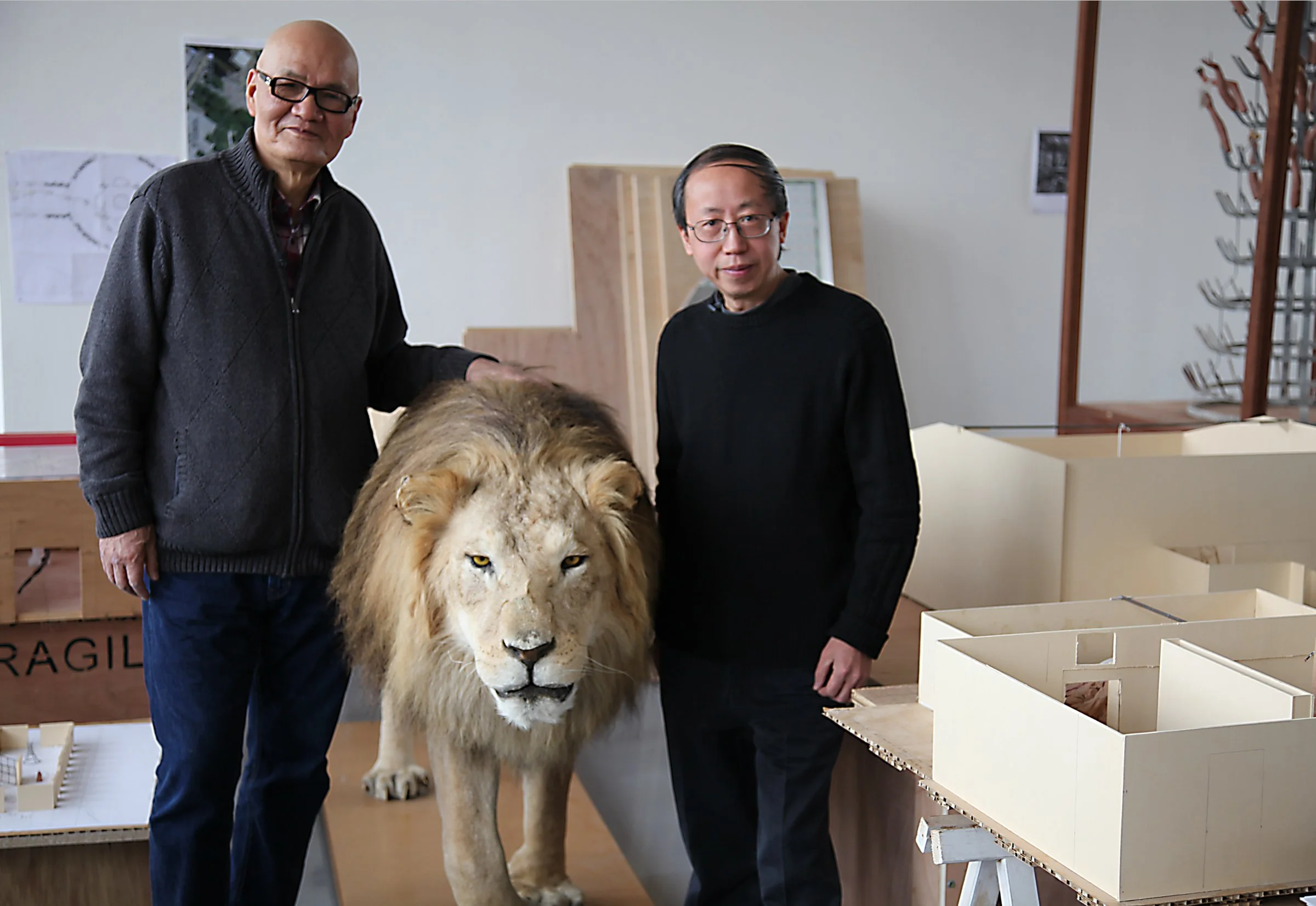 Huang Yongping .jpg