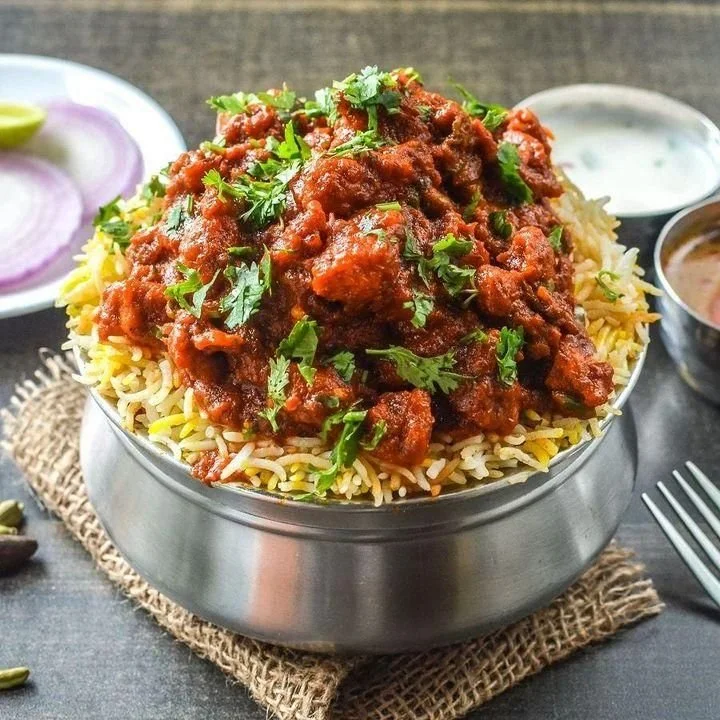EssenceNspice Spl Boneless Chicken Biryani 24 oz.jpg
