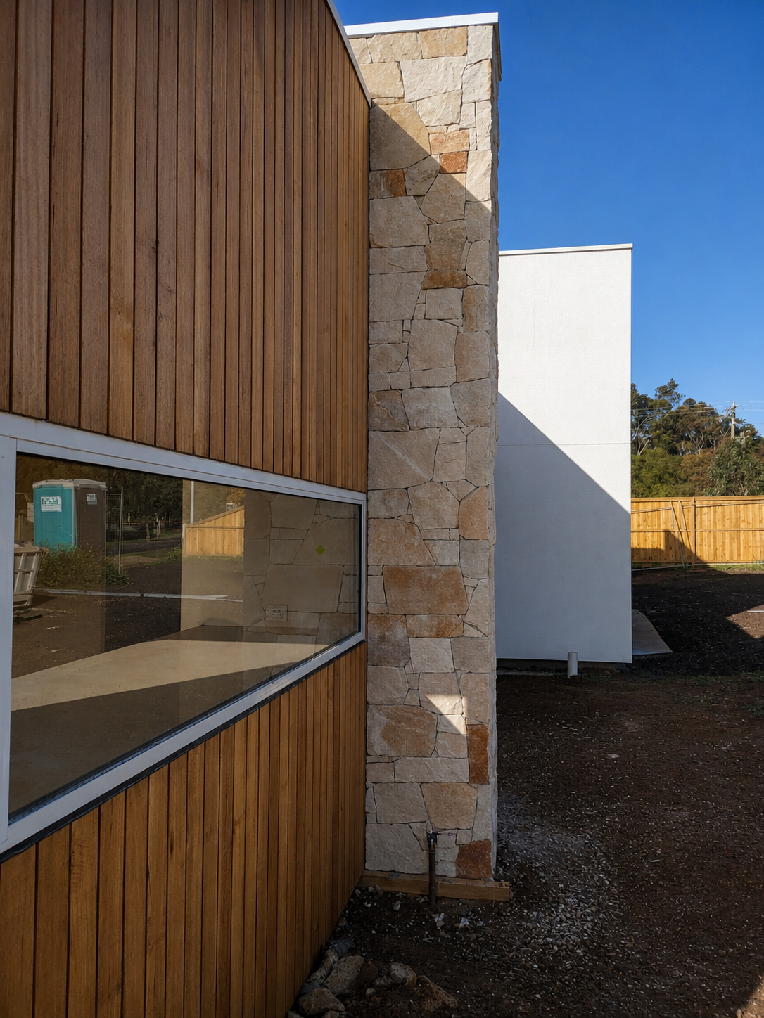 residential outdoor stone cladding.png