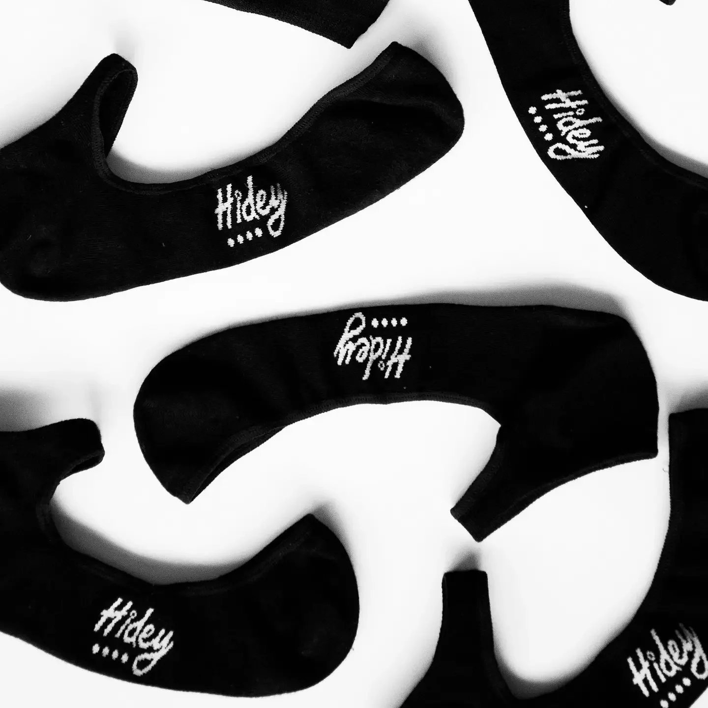 Black Hidey profile no jewel.webp