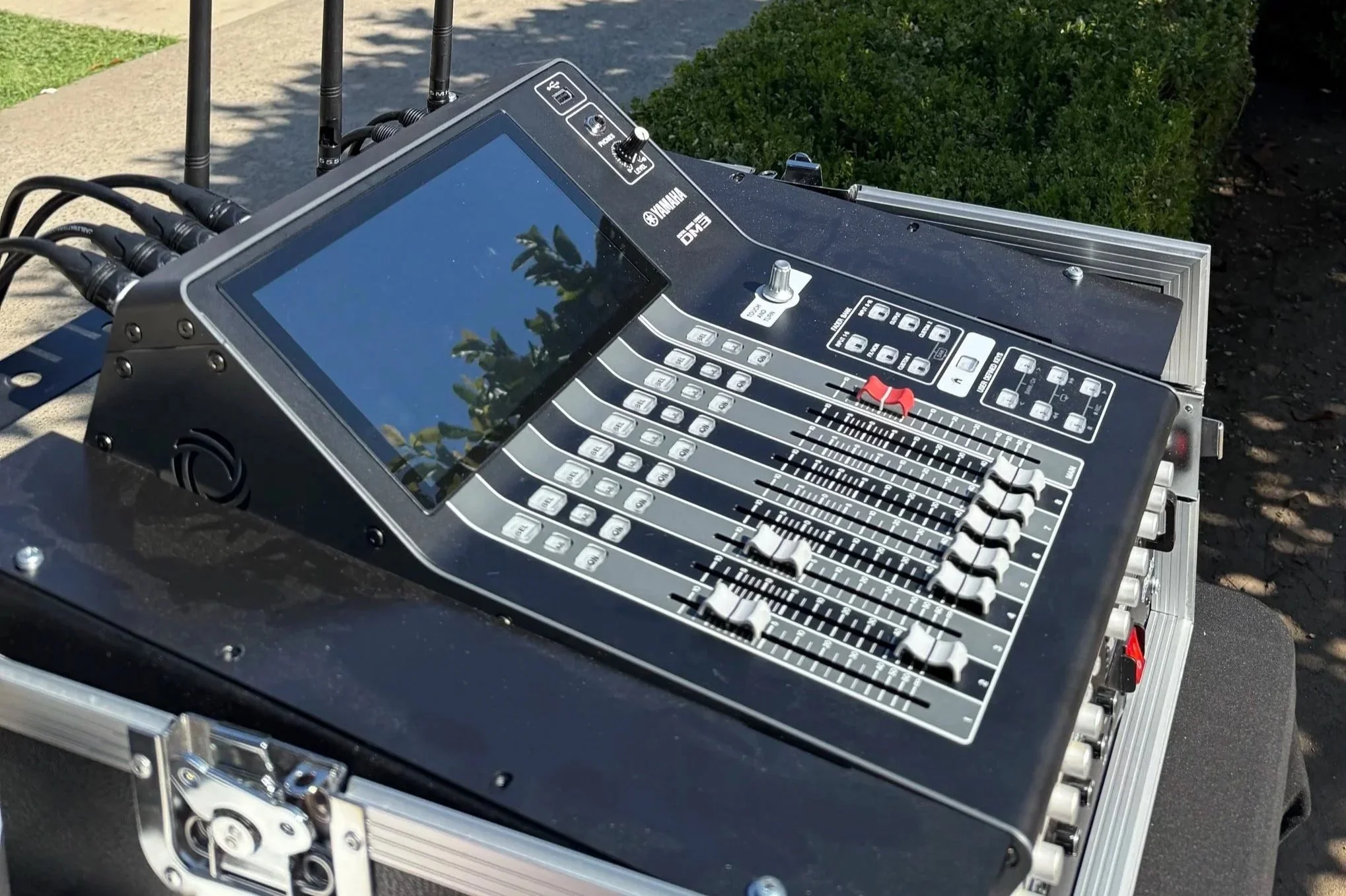 Professional Audio Mixing Console