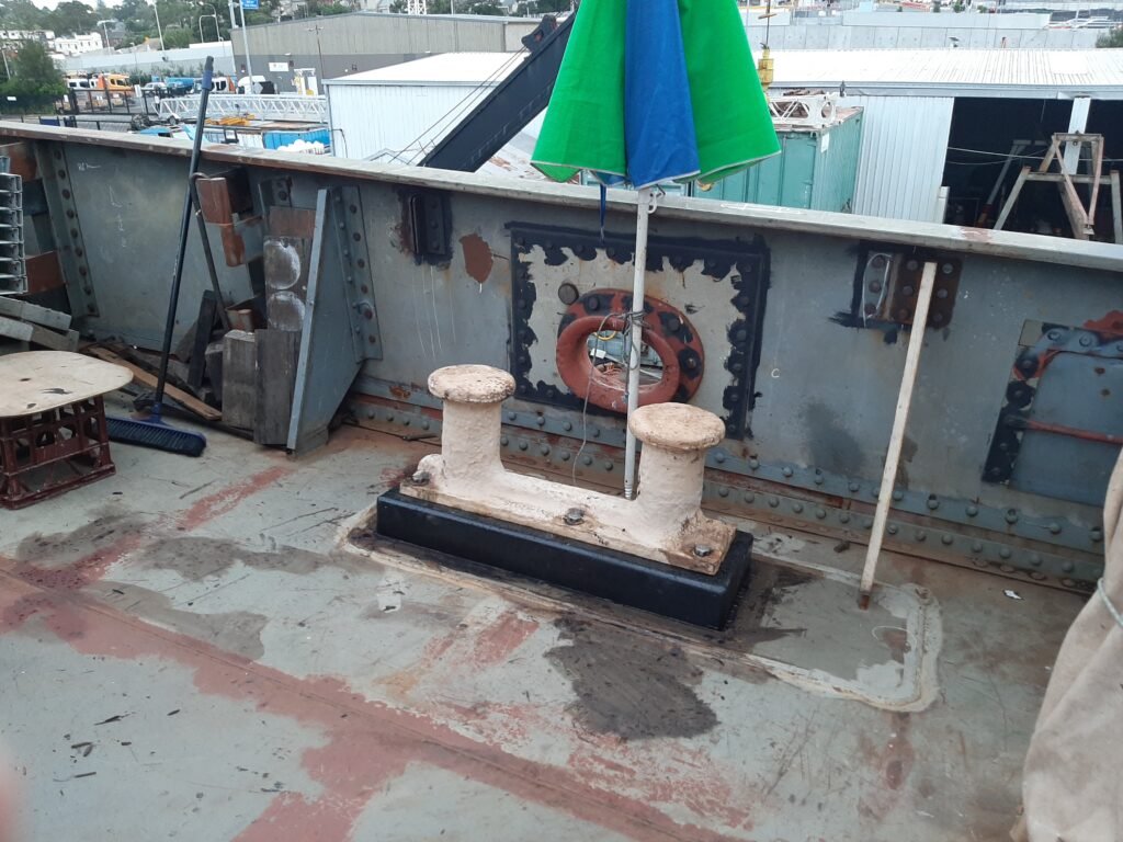 JO-well-deck-bollard-installed-1024x768.jpg