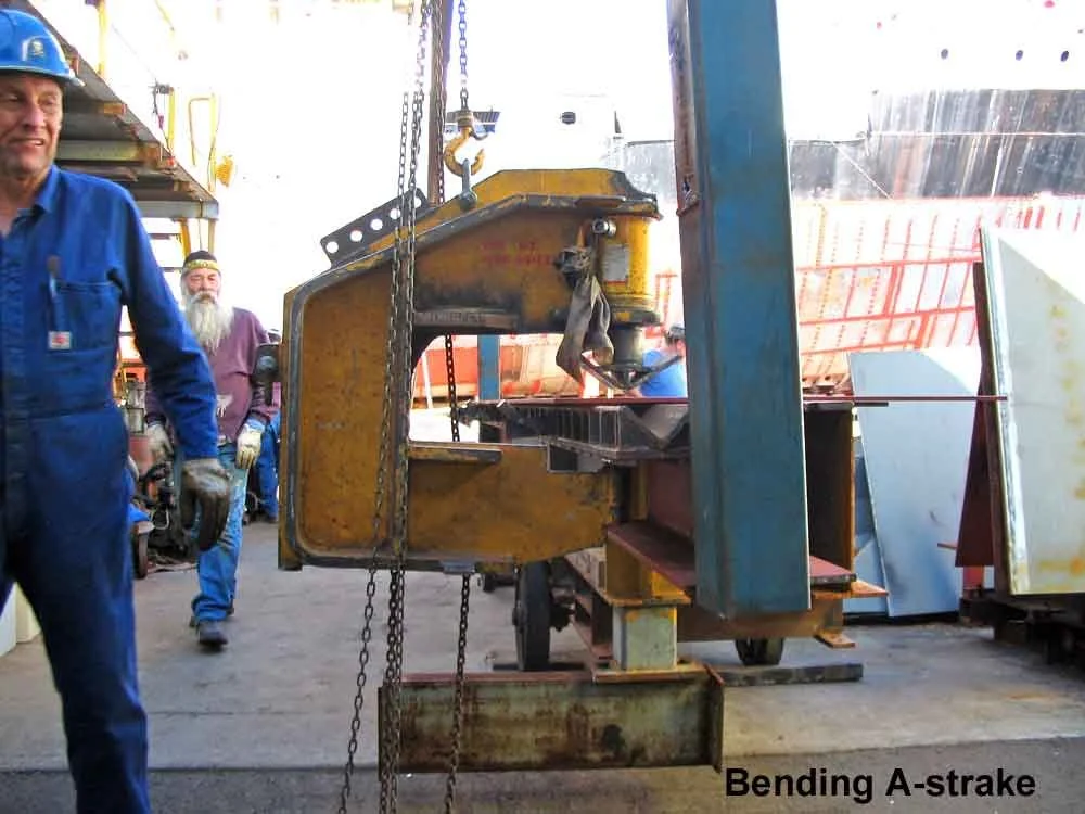JO-Bending-A-strake-1.jpg
