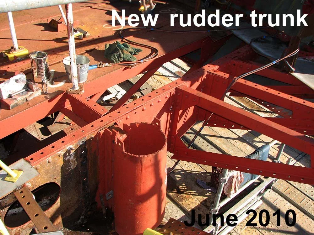 JO-New-rudder-trunk.jpg