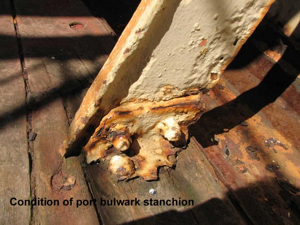 JO-port-stanchion-condition.jpg