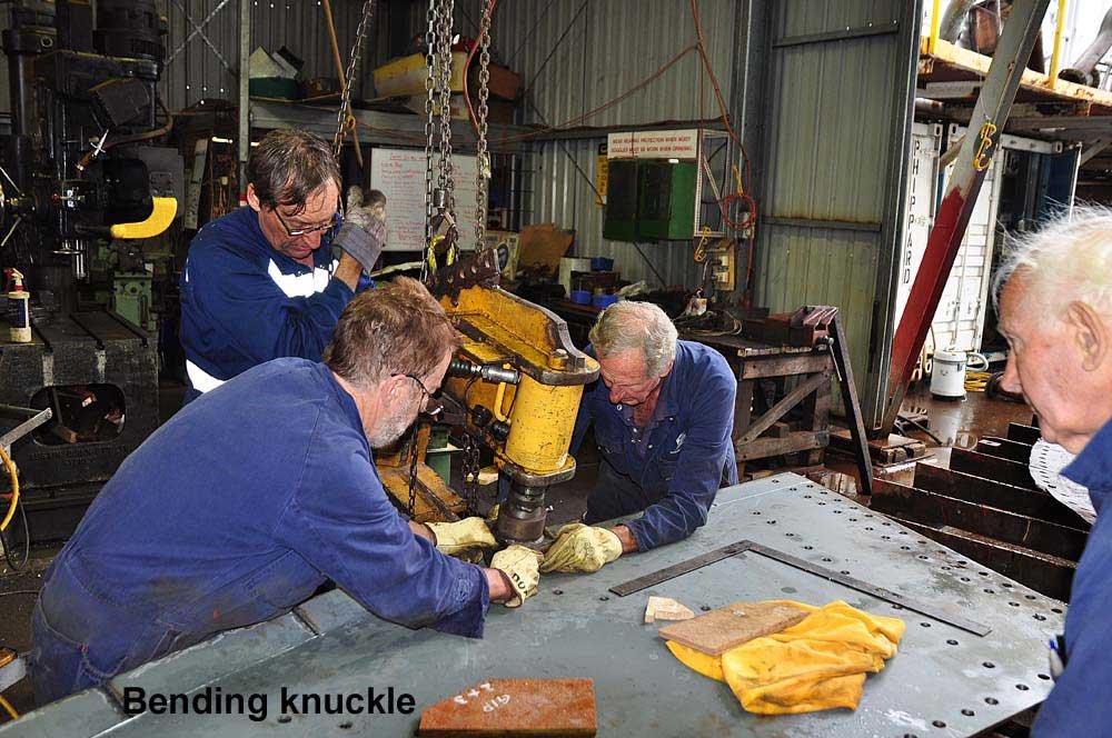 Bending-knuckle.jpg