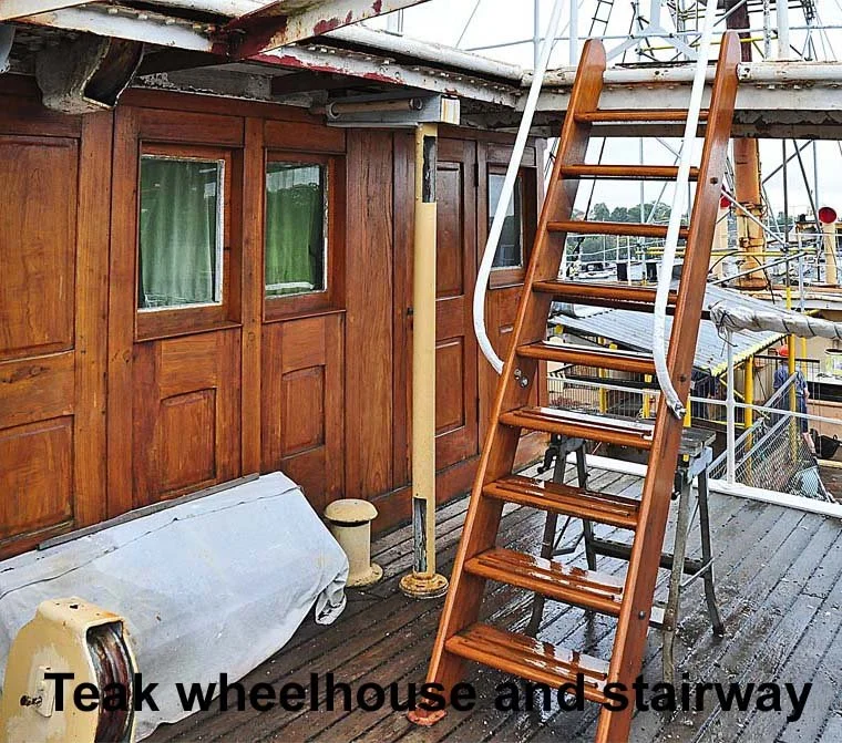 JO-Teak-wheelhouse-stairway.jpg