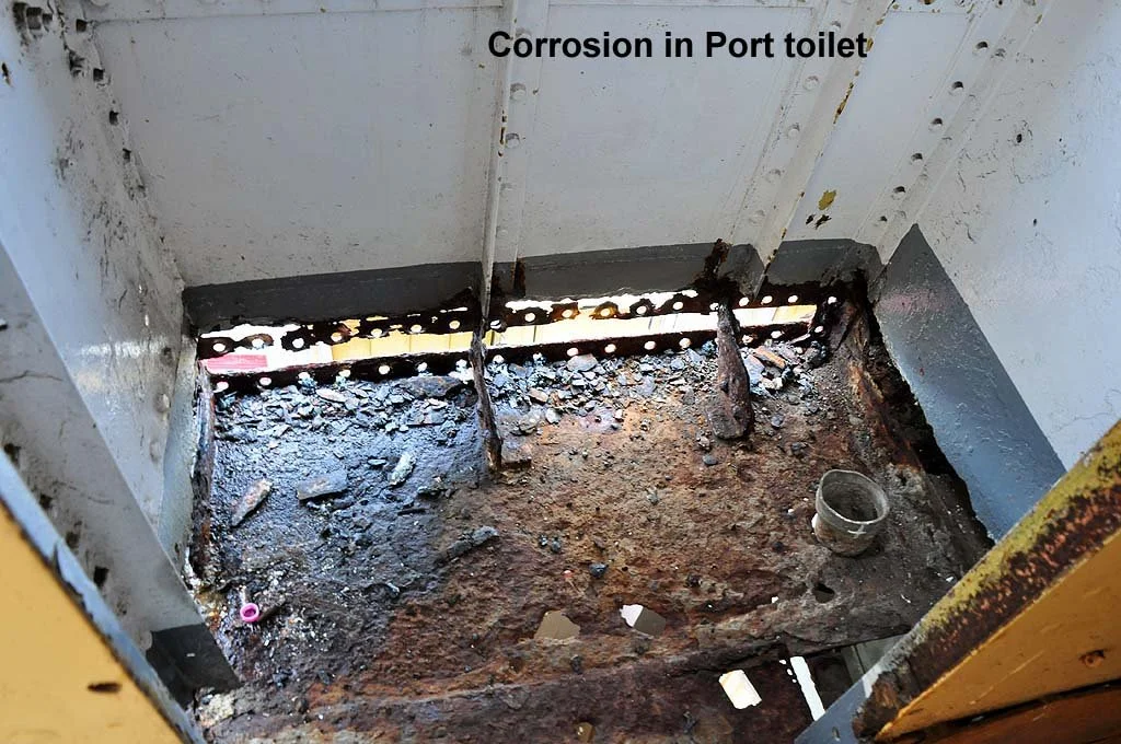 Corrosion-port-toilet.jpg