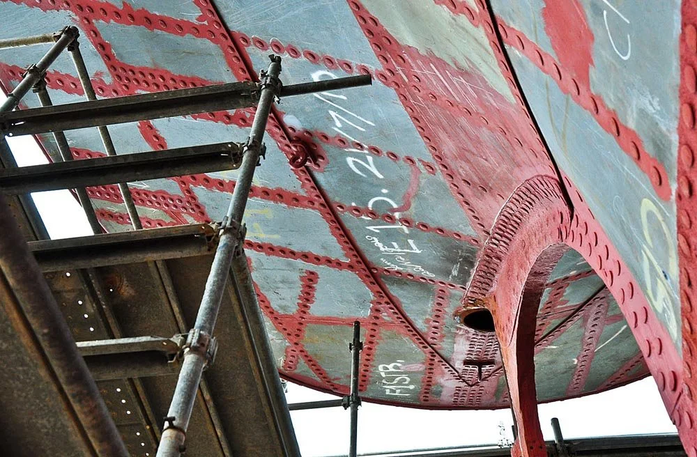 Counter-stern-engineering-artistry.jpg