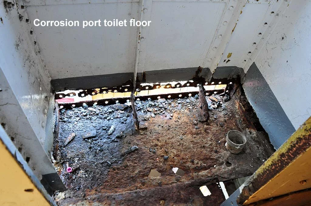 Port-toilet-floor.jpg