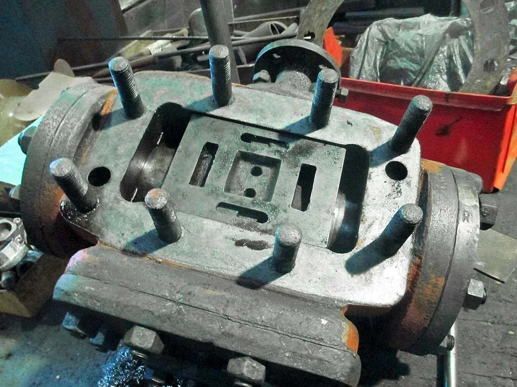 Air-pump-shuttle-valve-detail.jpg