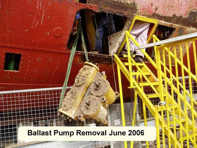 Ballast-pump-removal-Jun2006.jpg