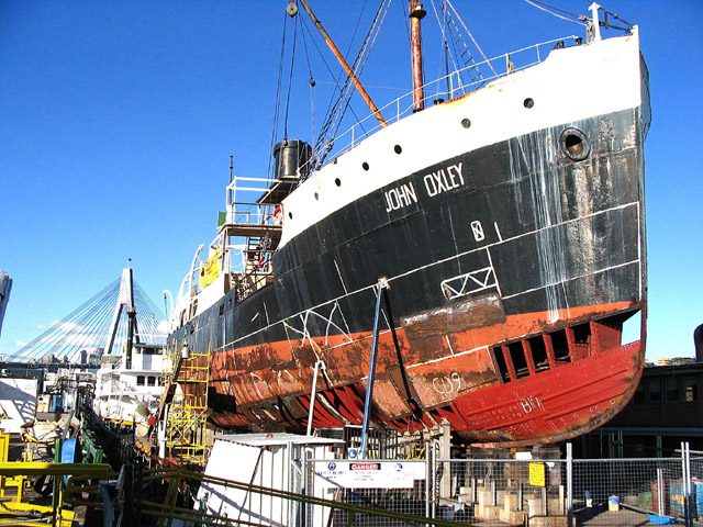 Docking the John Oxley