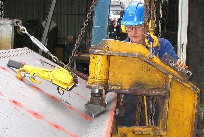 Bending Bar Keel Flanges On A-Strake