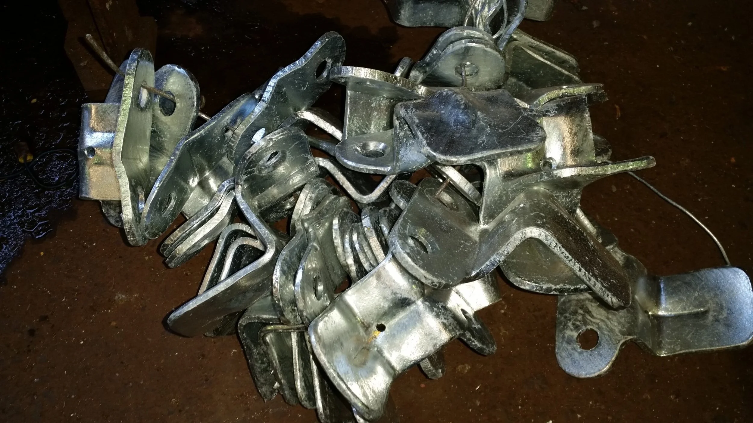 Hatch tarpaulin brackets – forged and freshly galvanised