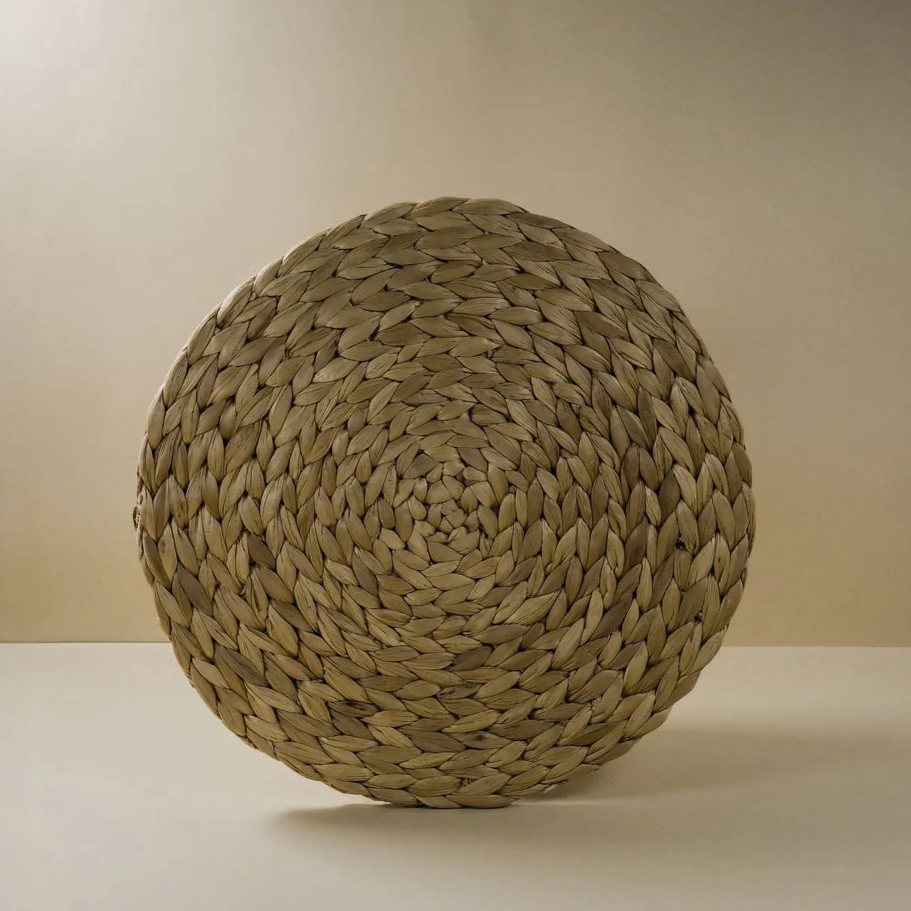 Woven Underplate