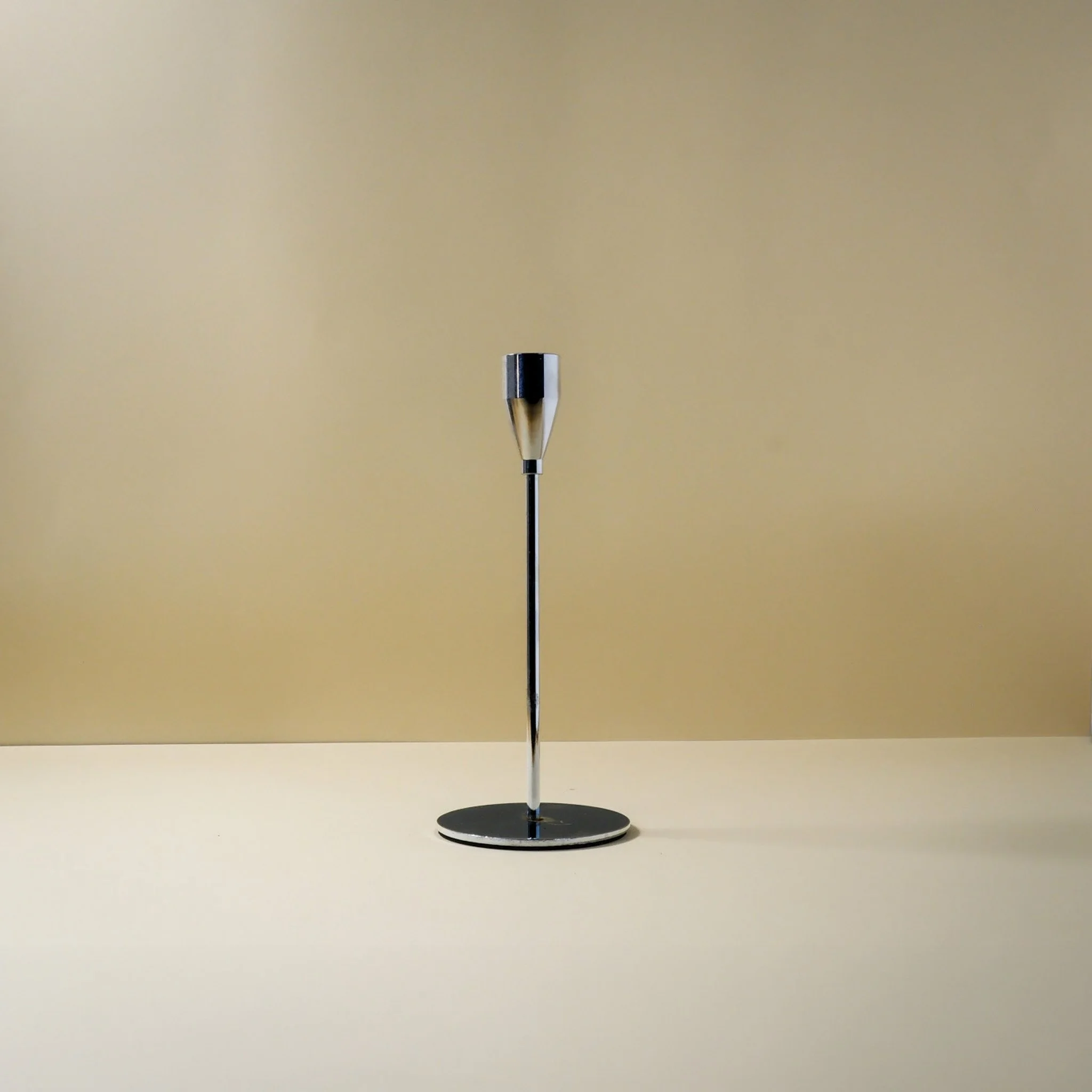 Modern Silver Candlestick Short