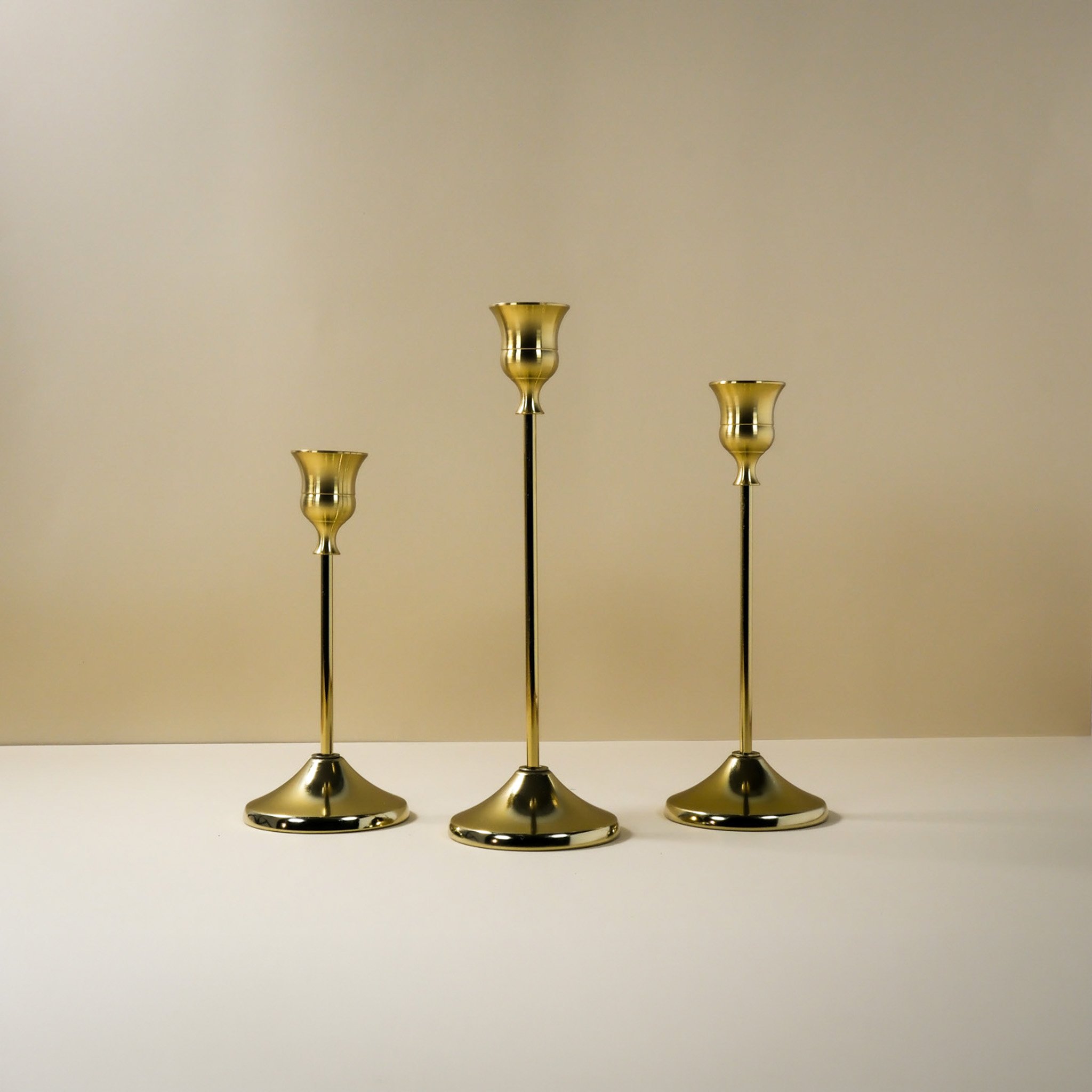 67_Elegant gold candle holders_FINAL.jpg
