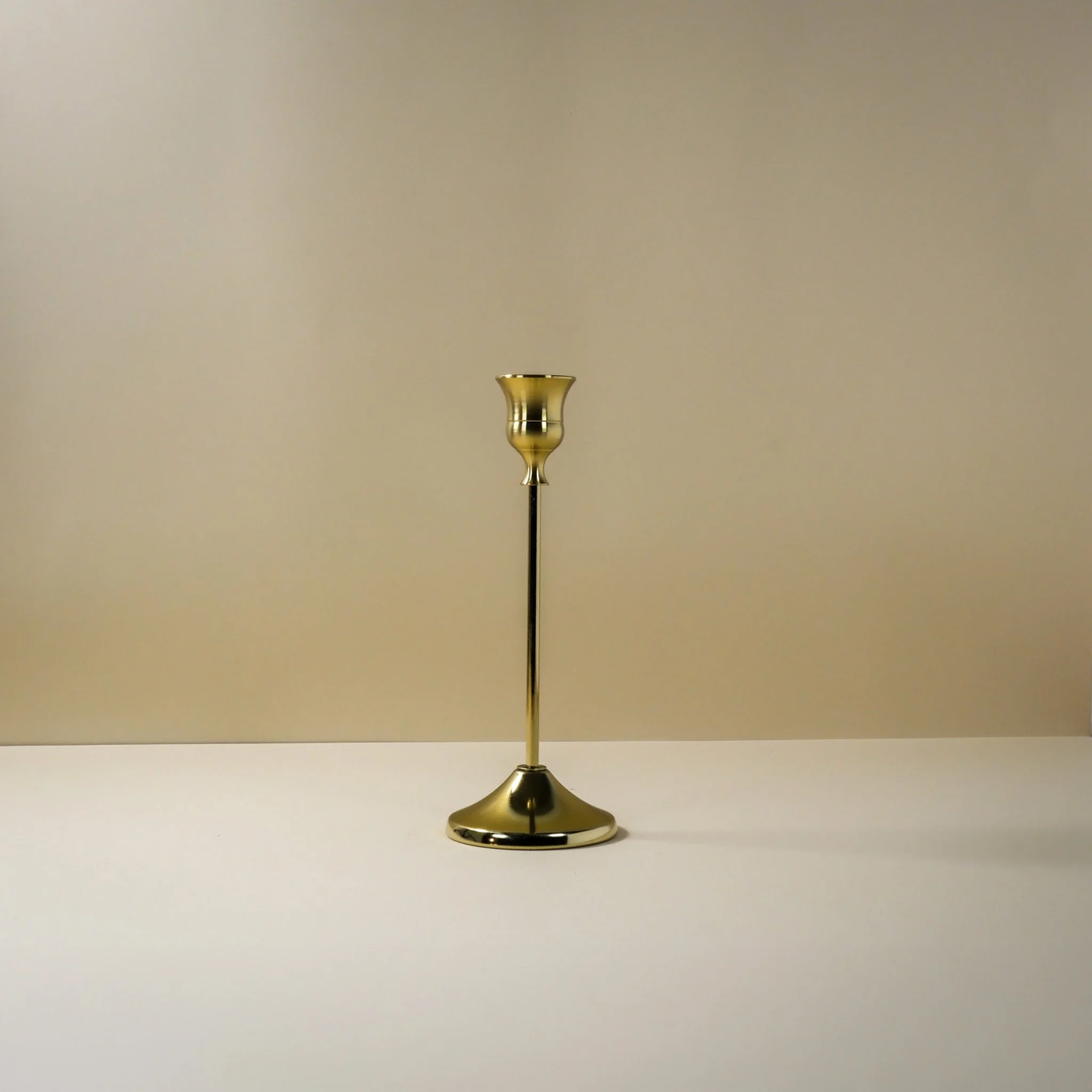 Elegant Gold Candlestick Medium