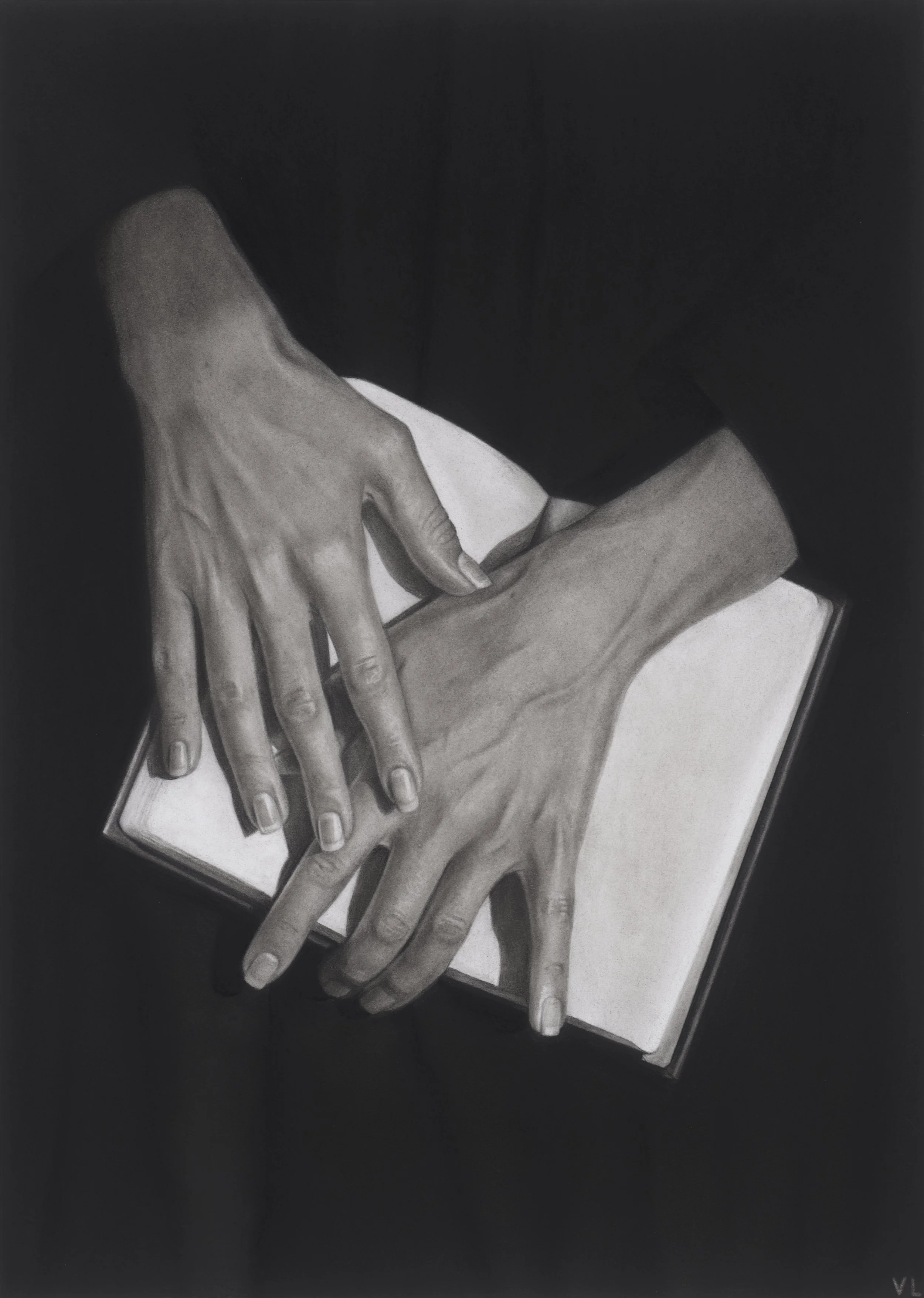Unwritten story, 2025. Charcoal on paper, 56x40 cm