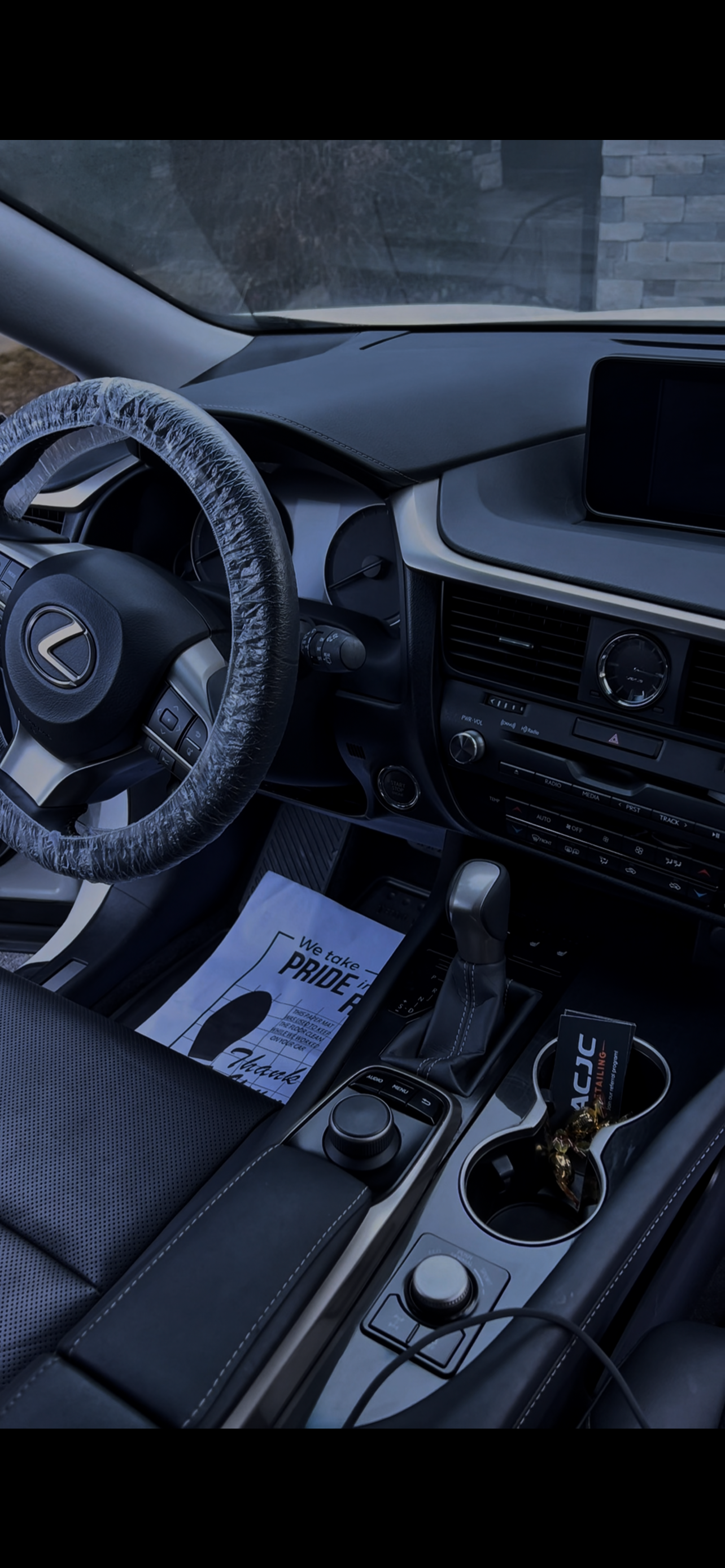 Mobile auto detailing service by ACJC Detailing in Issaquah WA