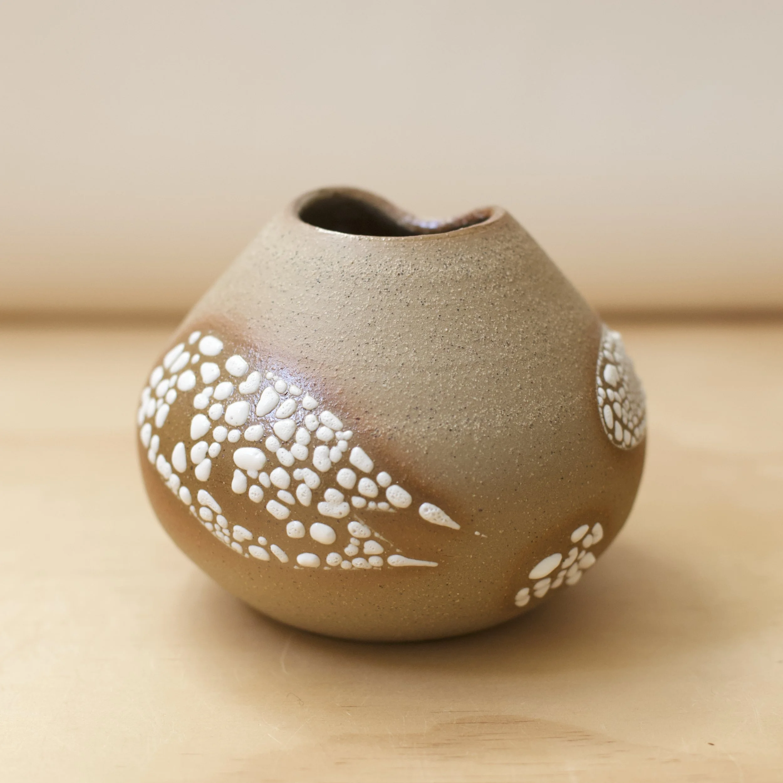 vase back.jpg