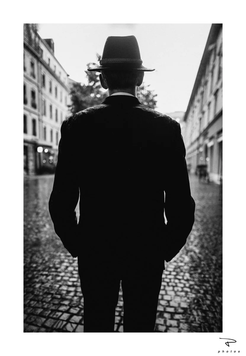 the-silent-gentleman-IV-departure-fine-art-black-and-white-photography-geneva-petar-mitrovic.jpg