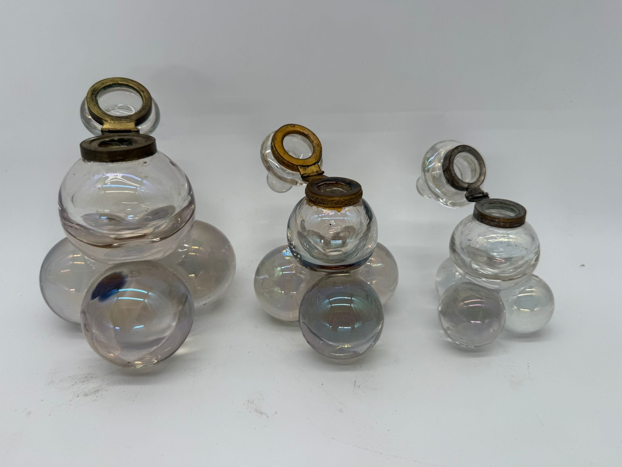 Ink wells