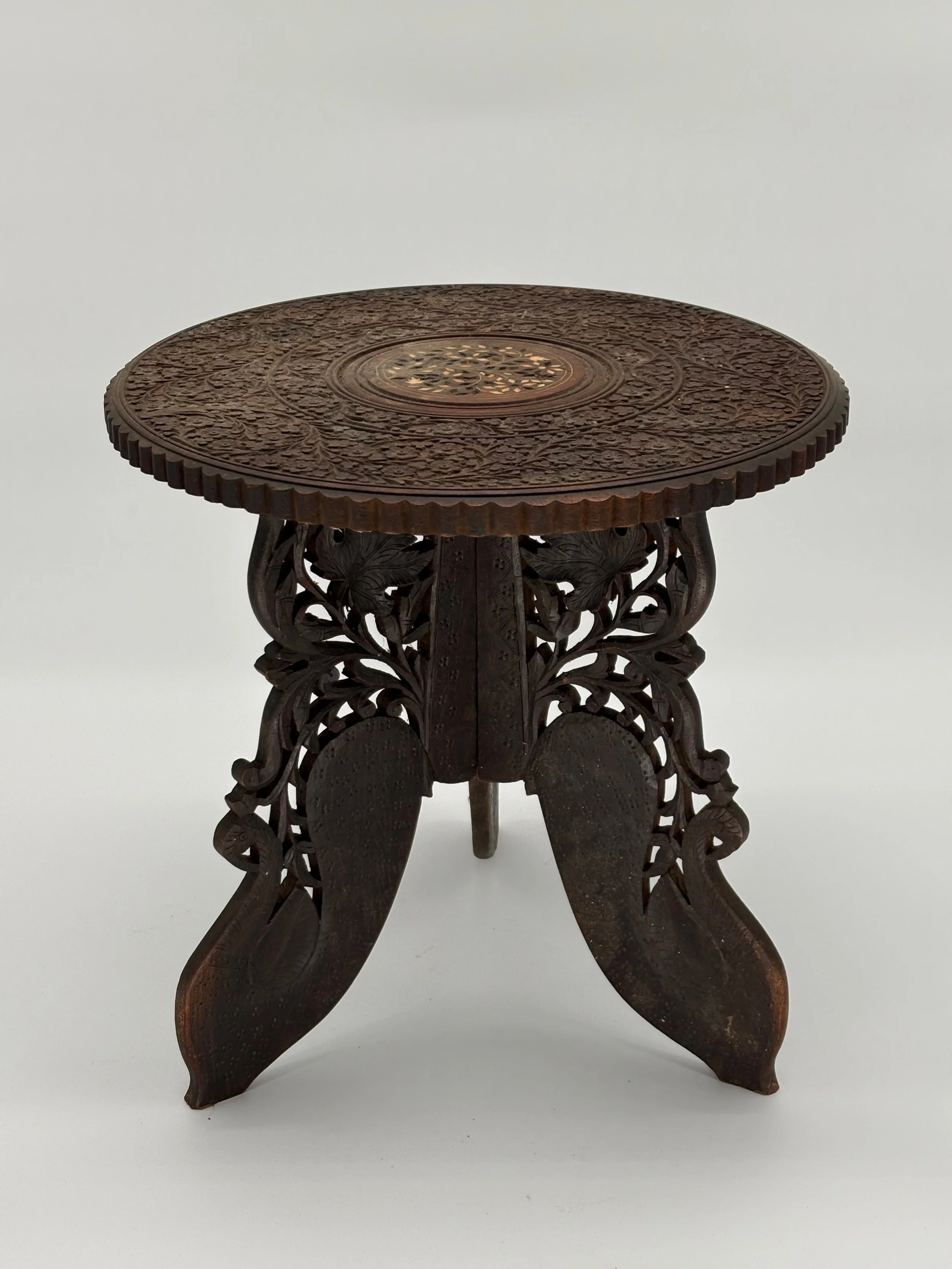 Round Side Table