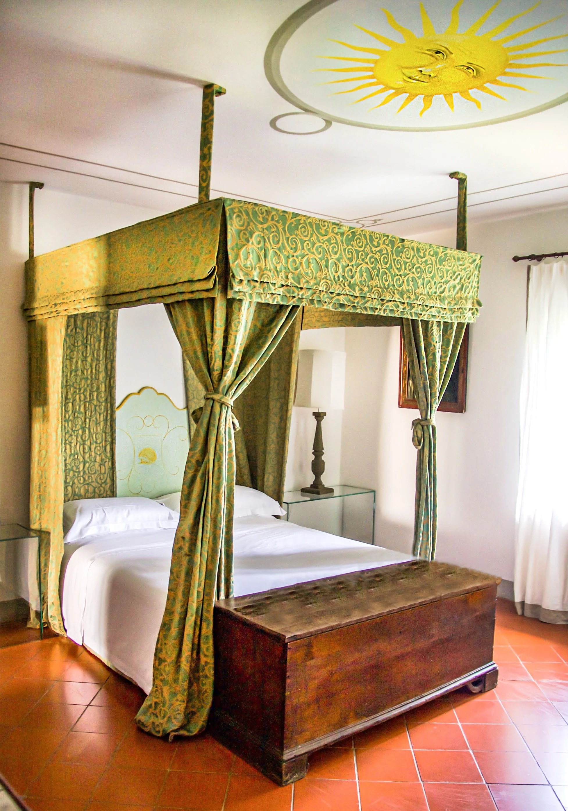 Superior bedroom with ensuite