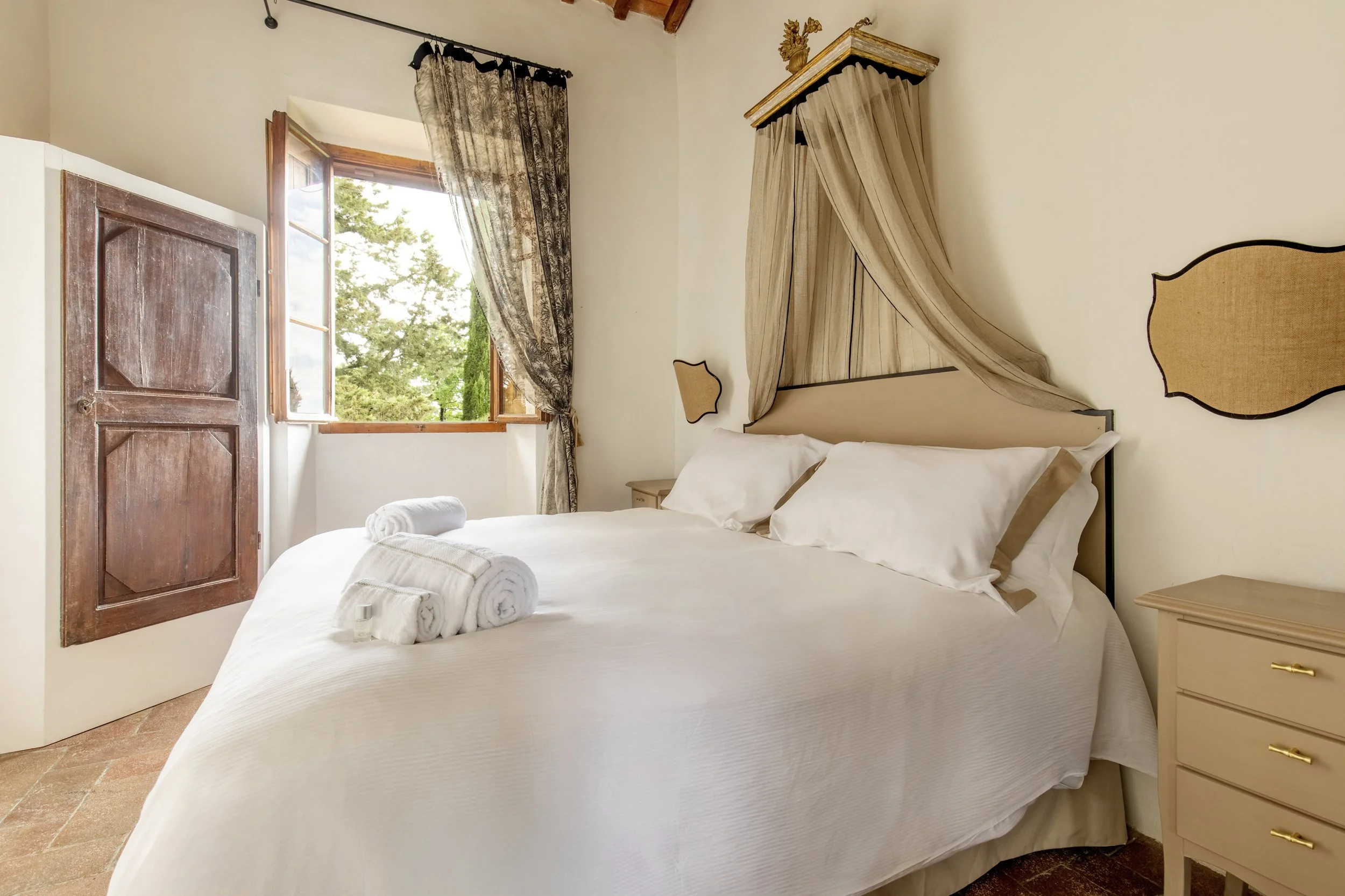 Bedroom with shared bathroom