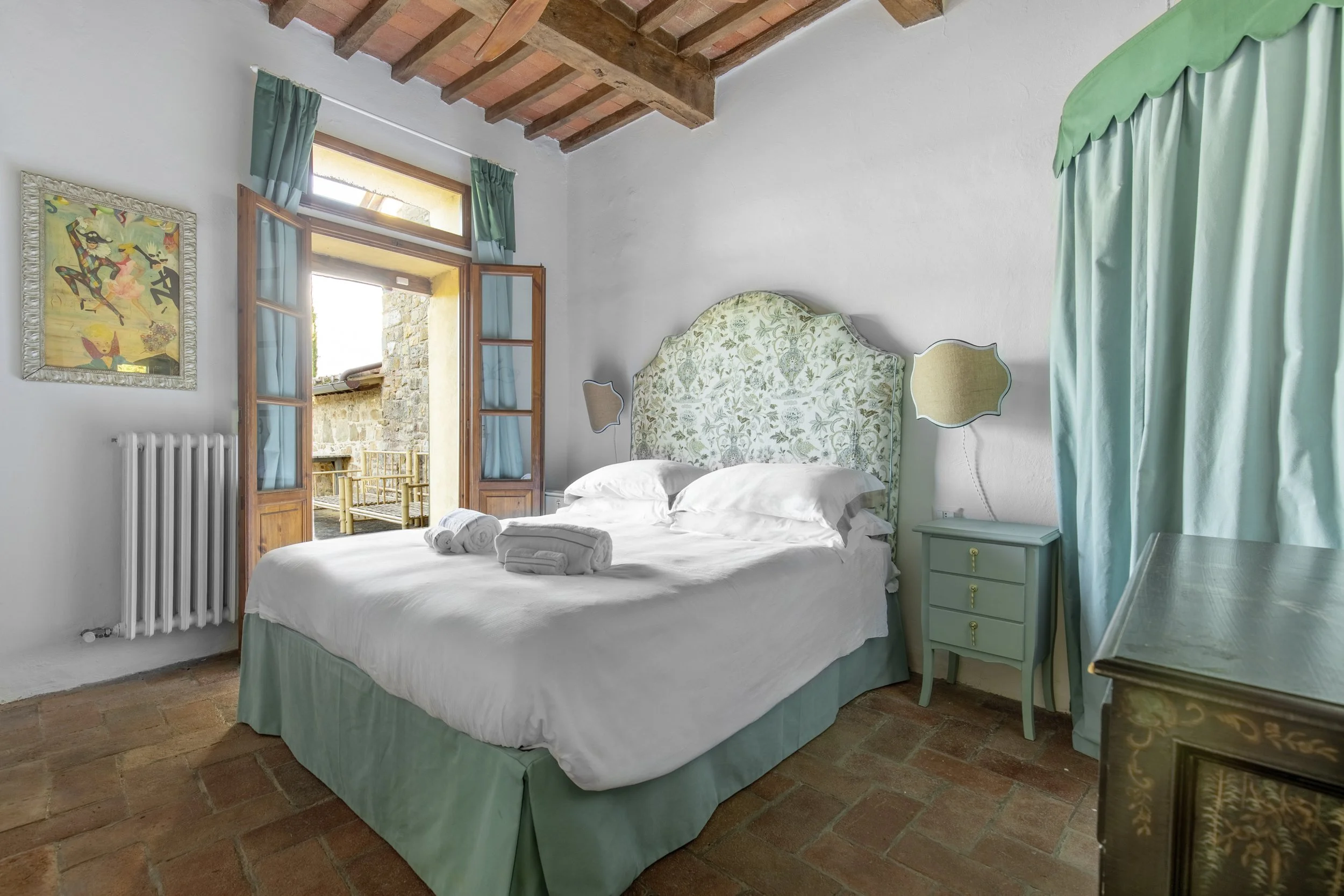 Bedroom with ensuite