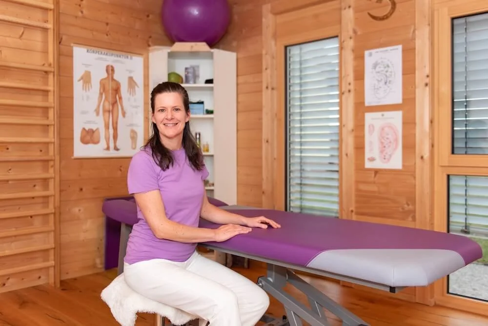 Behandlungsraum der Physiotherapie-Praxis Sei Beweglich in Ried im Traunkreis