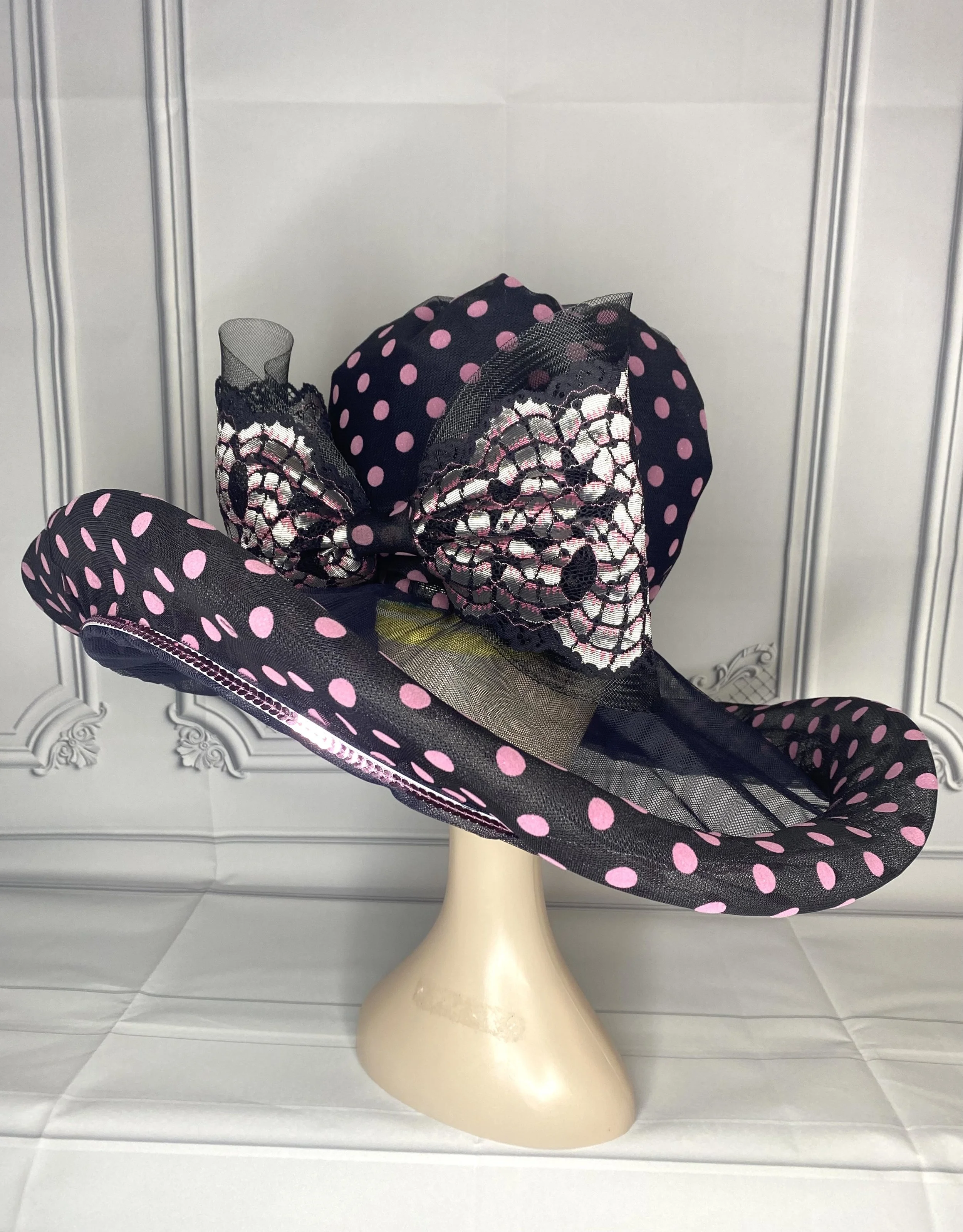 BLK_PINK_POLKA_HAT_2.jpg